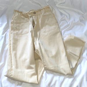 Off-white two pocket jeans